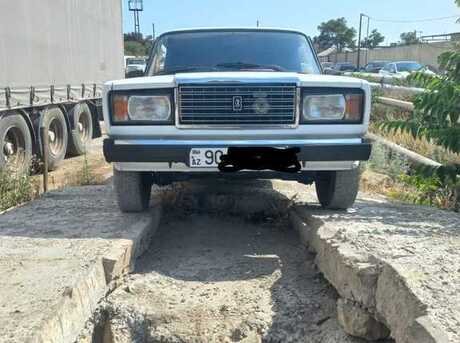 LADA (VAZ) 2107 2010