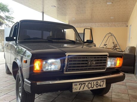 LADA (VAZ) 2107