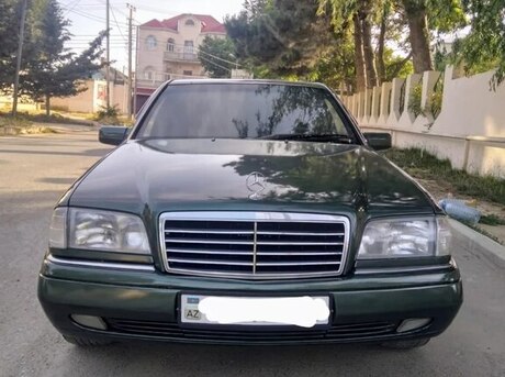 Mercedes C 180