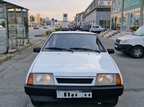 LADA (VAZ) 21099 2000