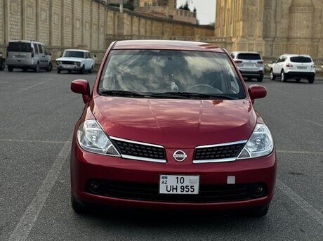 Nissan Tiida 2006