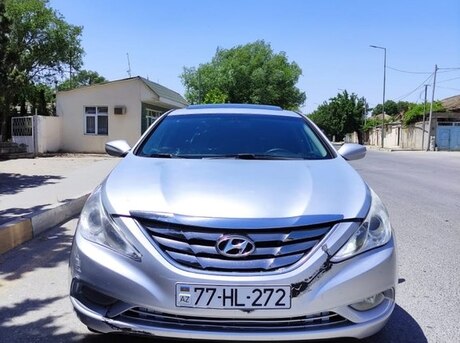 Hyundai Sonata 2011