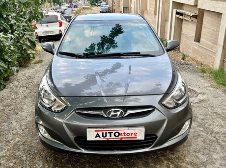 Hyundai Accent