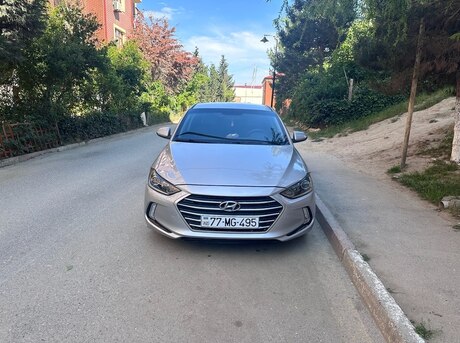 Hyundai Elantra 2016