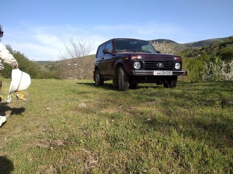 LADA (VAZ) Niva 2012