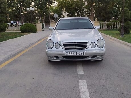 Mercedes E 240 2000