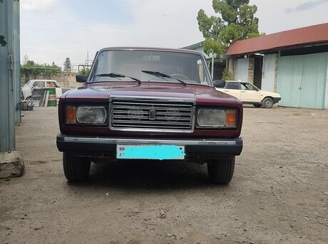 LADA (VAZ) 2107