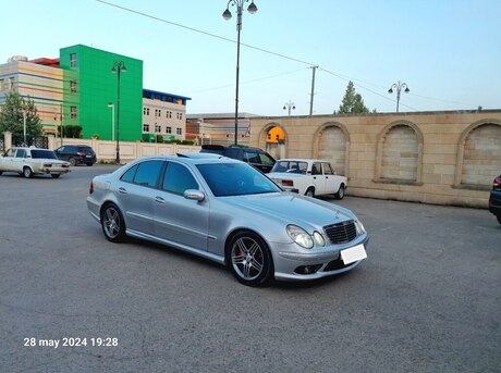 Mercedes E 280