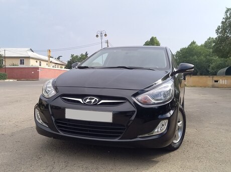 Hyundai Accent