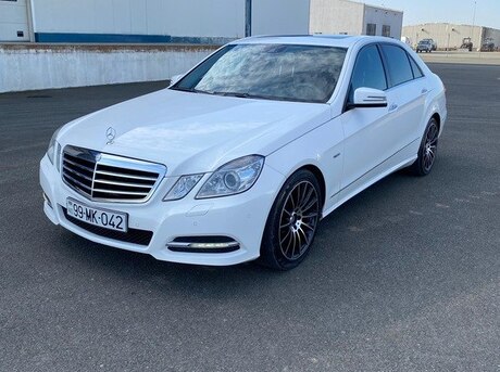 Mercedes E 220