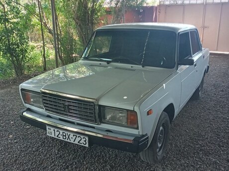 LADA (VAZ) 2107