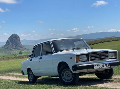 LADA (VAZ) 2107