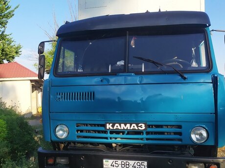 KamAz 53212