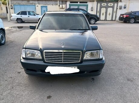 Mercedes C 220