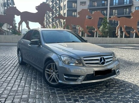 Mercedes C 250