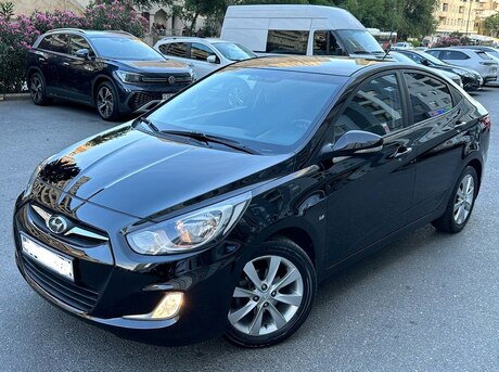 Hyundai Accent