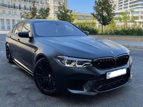 BMW M5