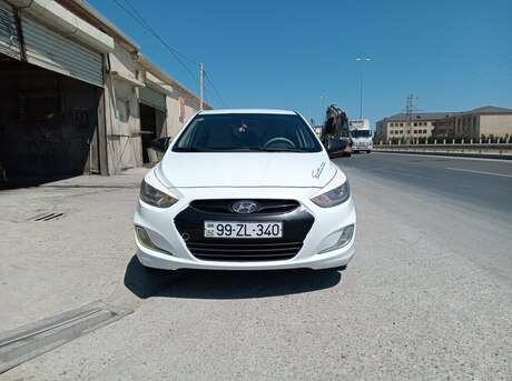 Hyundai Accent