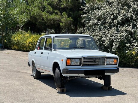 LADA (VAZ) 2107