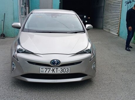 Toyota Prius 2017