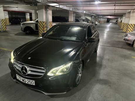 Mercedes E 200