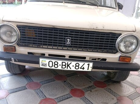 LADA (VAZ) 21011