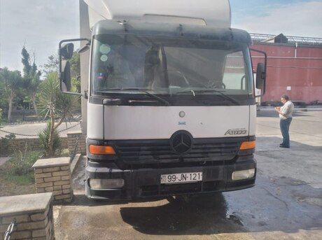 Mercedes Atego 1217