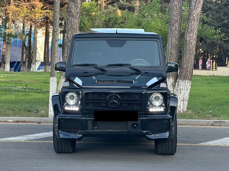 Mercedes G 500