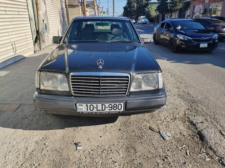 Mercedes E 220 1993