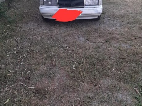 Mercedes 230 E 1986