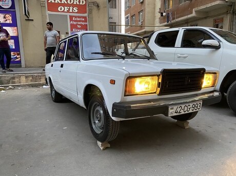 LADA (VAZ) 2107