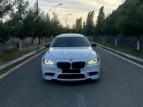 BMW 528