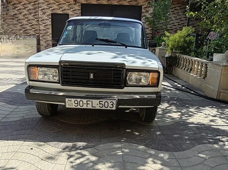 LADA (VAZ) 2107