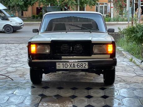 LADA (VAZ) 2107