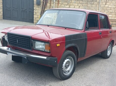 LADA (VAZ) 2107