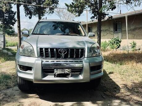 Toyota Land Cruiser Prado