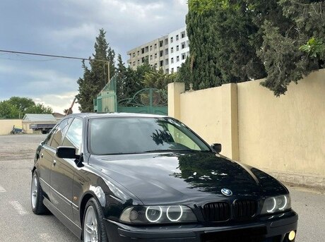 BMW 525