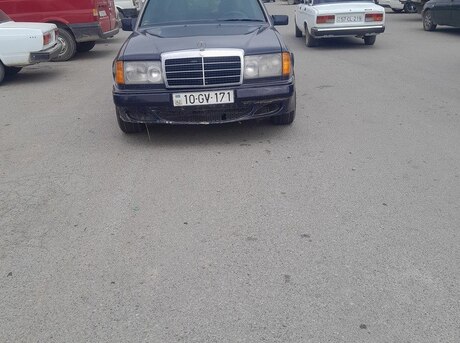 Mercedes E 260