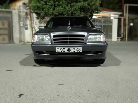 Mercedes C 180