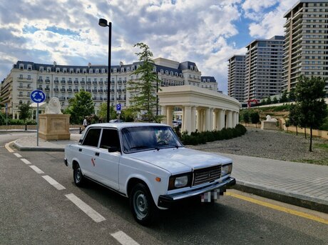 LADA (VAZ) 2107