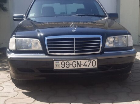 Mercedes C 180