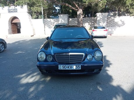 Mercedes E 270