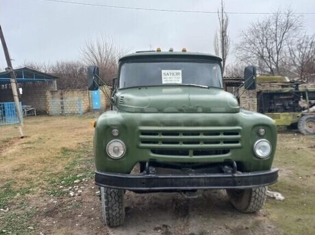 ZIL 130