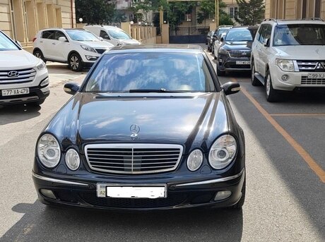 Mercedes E 320