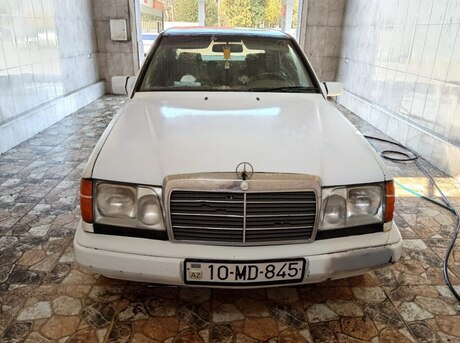 Mercedes E 250