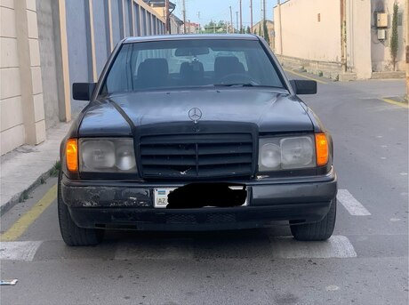 Mercedes E 250 1990