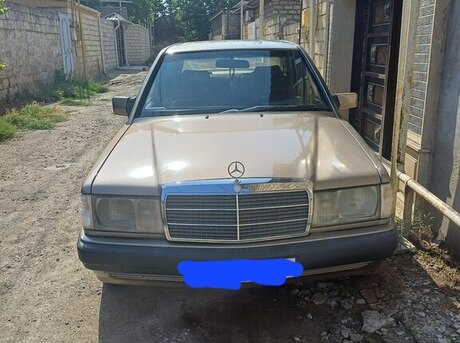 Mercedes A 190