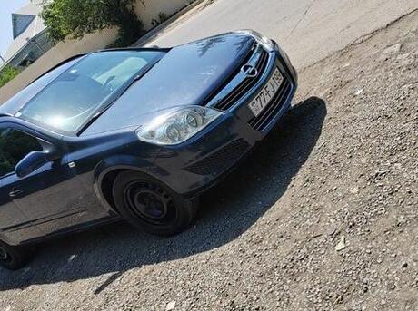 Opel Astra 2007