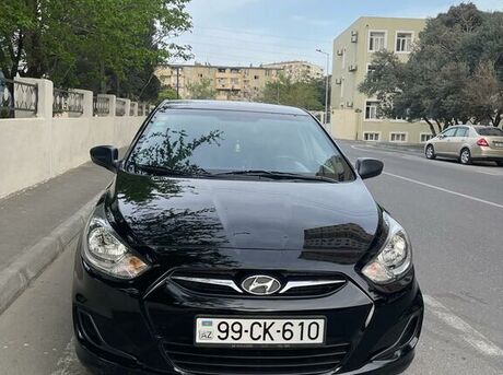 Hyundai Accent 2013
