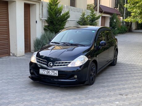 Nissan Tiida 2011